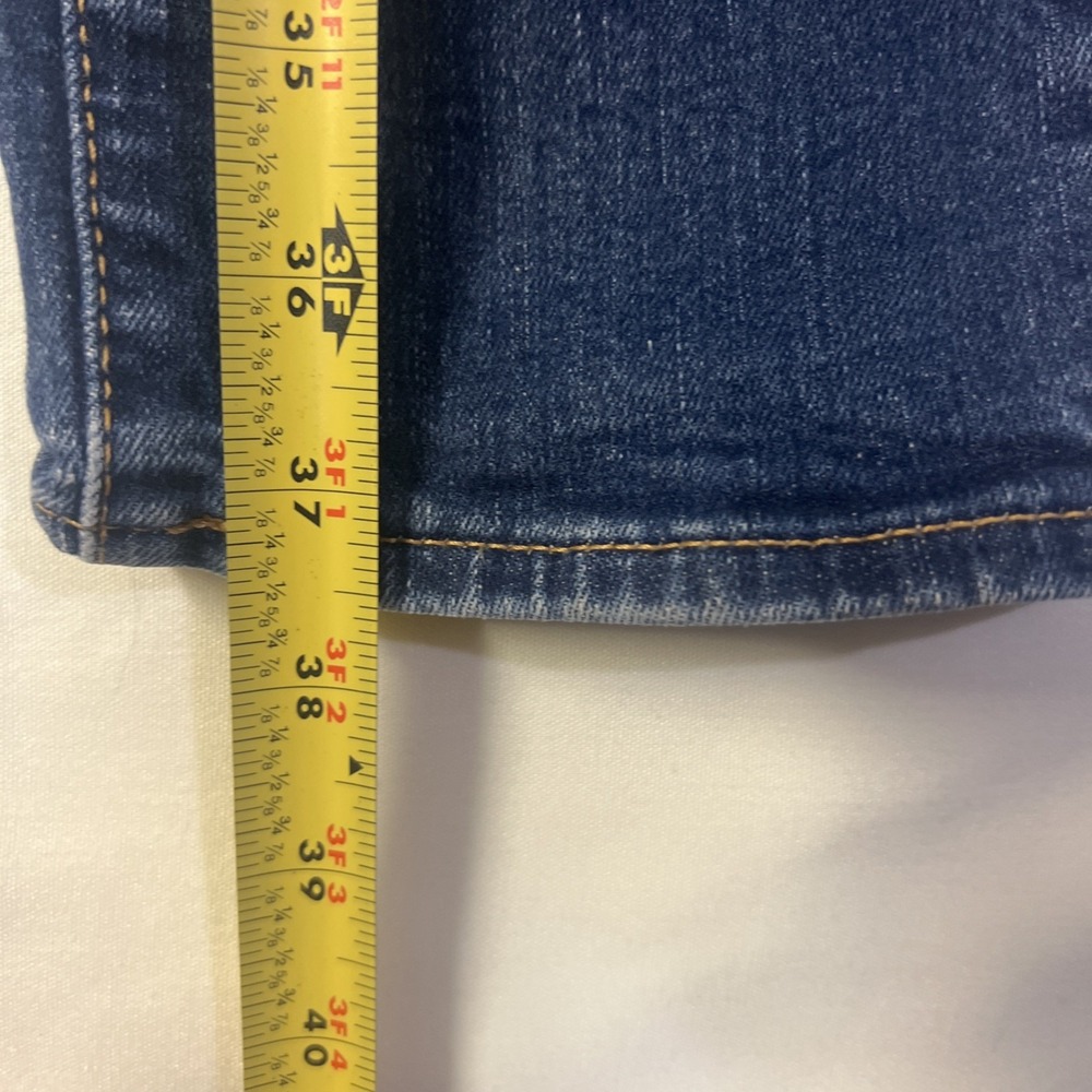 Levi's 511 kids Blue Straight Fit Cotton Denim Jeans size 28x32 - Picture 3 of 9